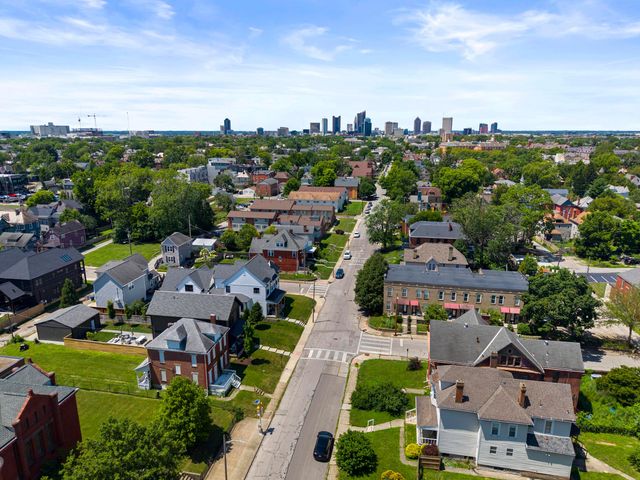 1379 Fair Avenue, Columbus, OH 43205
