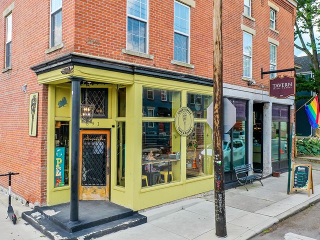 1379 Fair Avenue, Columbus, OH 43205