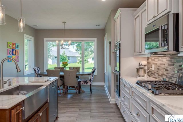 301 Dancing Waters Circle, Mankato, MN 56001