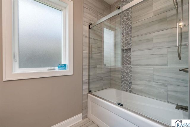 301 Dancing Waters Circle, Mankato, MN 56001