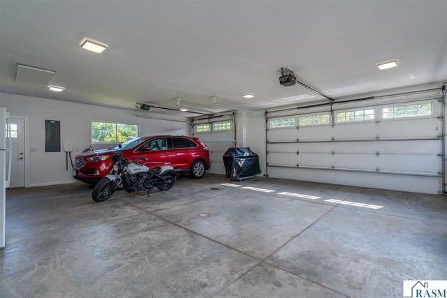 301 Dancing Waters Circle, Mankato, MN 56001