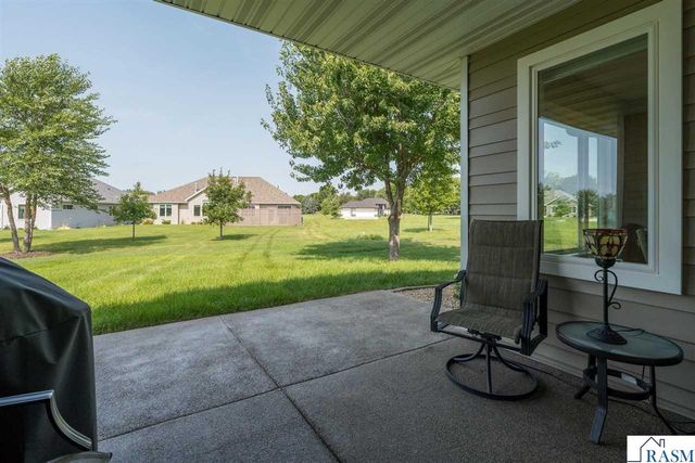 301 Dancing Waters Circle, Mankato, MN 56001