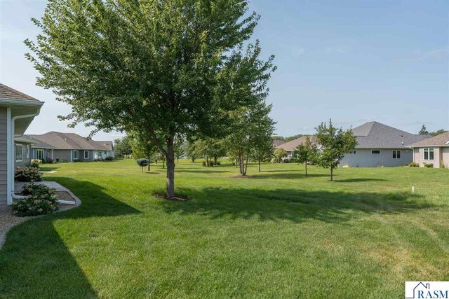 301 Dancing Waters Circle, Mankato, MN 56001
