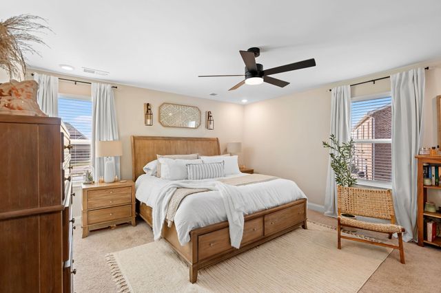 722 Hahn Ct, Lebanon, TN 37087