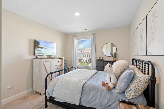 722 Hahn Ct, Lebanon, TN 37087