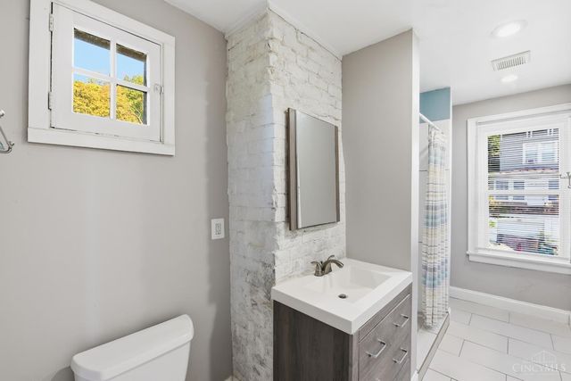 1973 Kentucky Avenue, Cincinnati, OH 45223