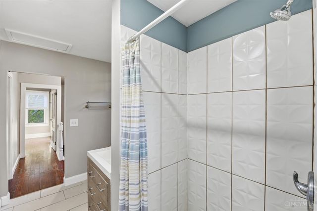 1973 Kentucky Avenue, Cincinnati, OH 45223