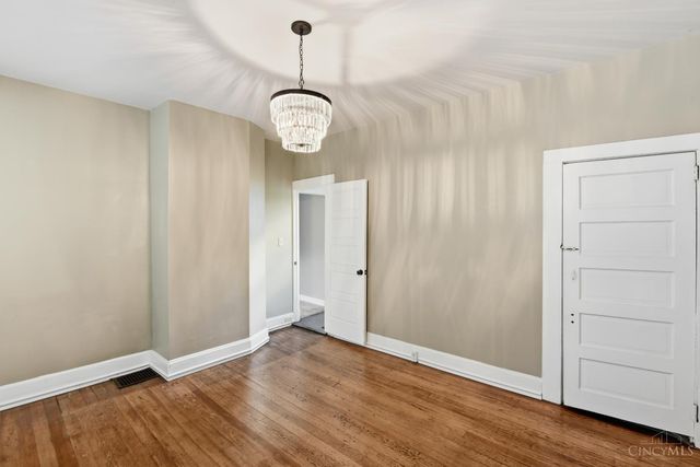 1973 Kentucky Avenue, Cincinnati, OH 45223