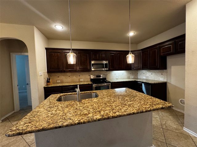 4752 Kendrick Peak Way, Fort Worth, TX 76244