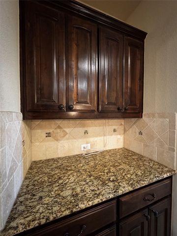 4752 Kendrick Peak Way, Fort Worth, TX 76244