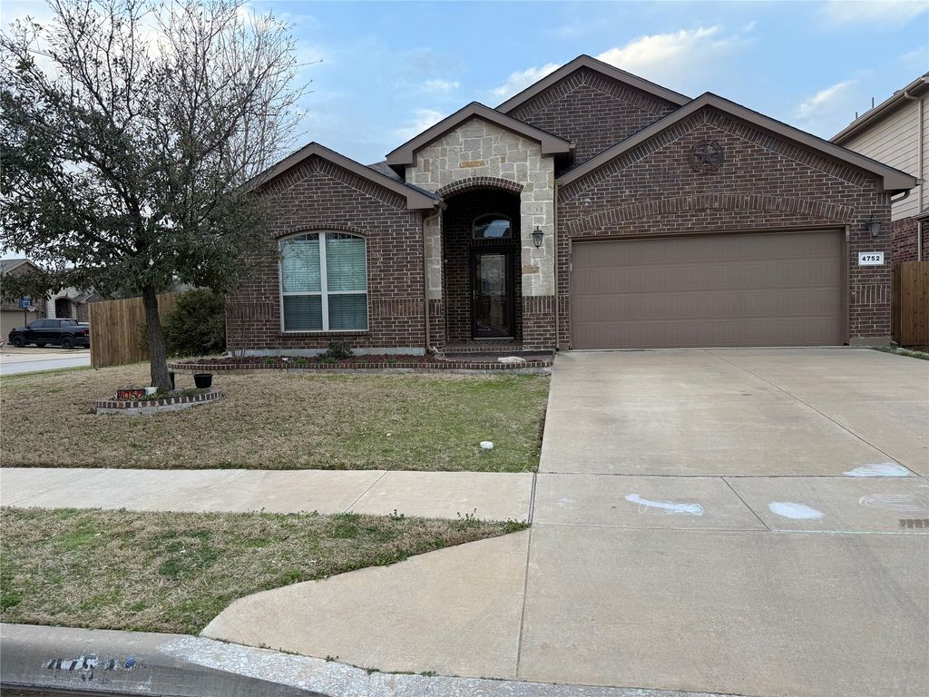 4752 Kendrick Peak Way, Fort Worth, TX 76244