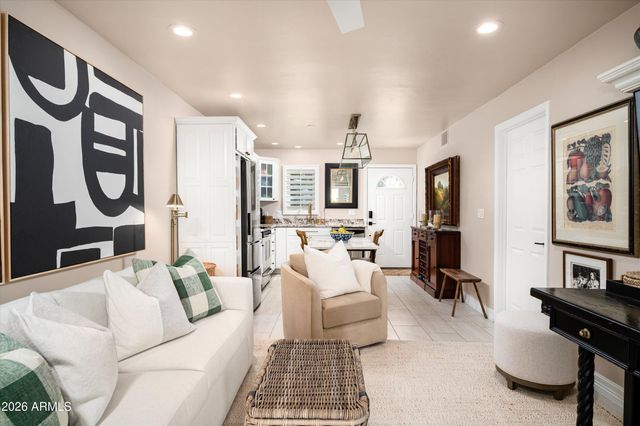 4800 N 68th Street 341, Scottsdale, AZ 85251