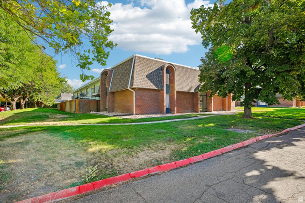 34 W LESTER AVE #E-23, Salt Lake City, UT 84107 — photo 2
