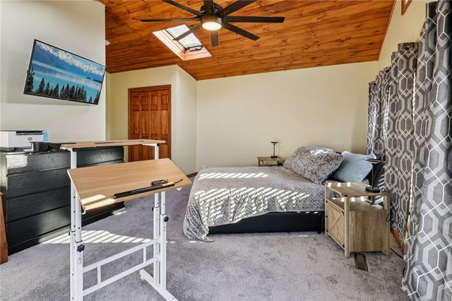 2303 Delaware Ave, New Castle, PA 16105