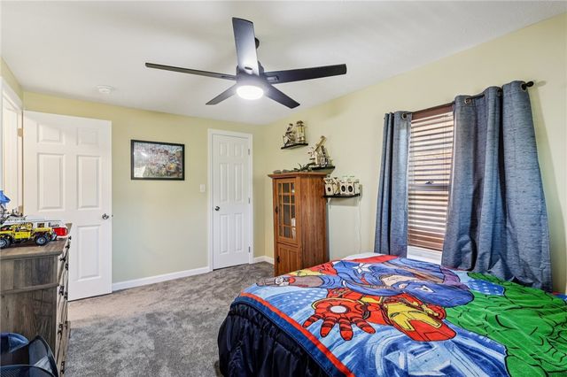 2303 Delaware Ave, New Castle, PA 16105