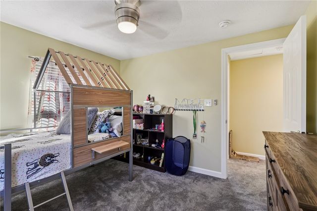 2303 Delaware Ave, New Castle, PA 16105