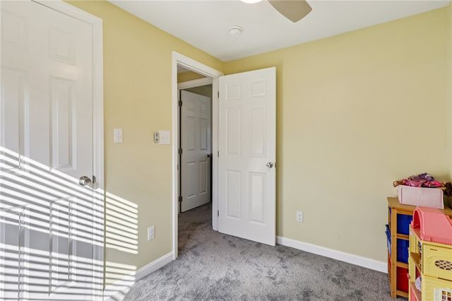 2303 Delaware Ave, New Castle, PA 16105