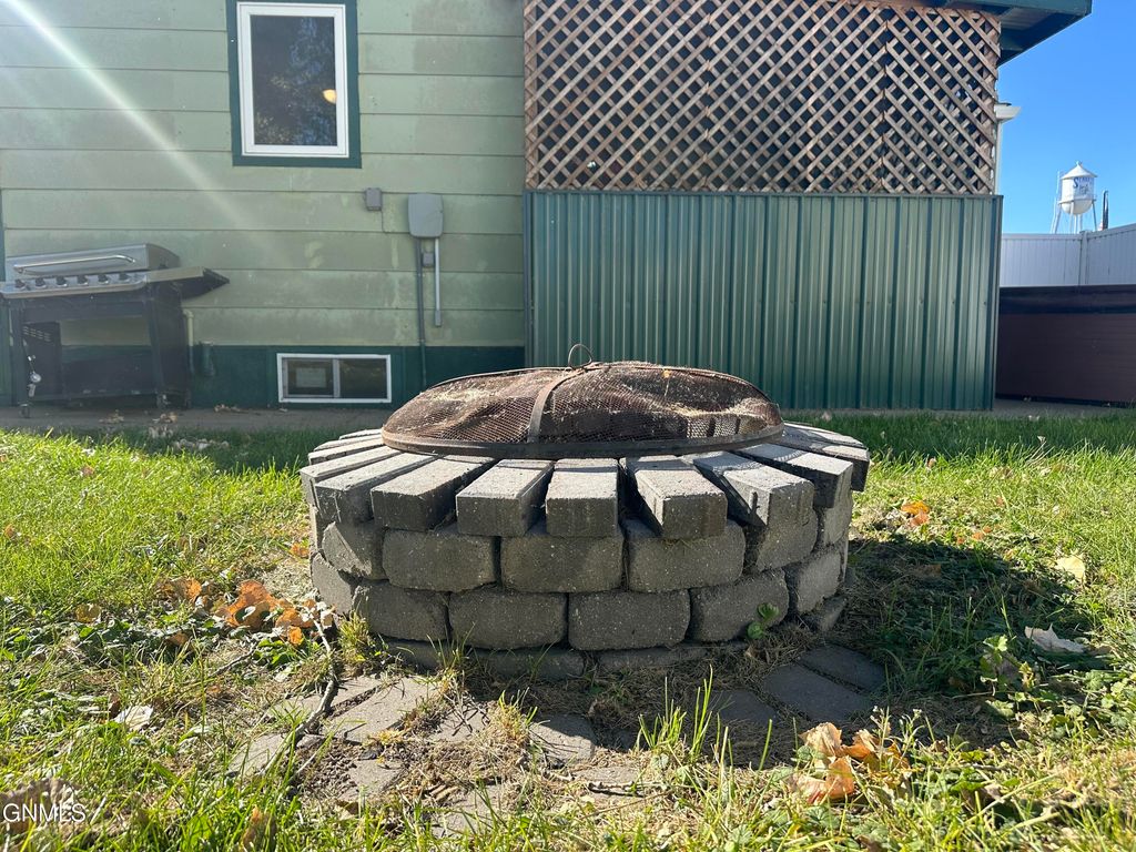 118 Frances Street N, Streeter, ND 58483 photo 24