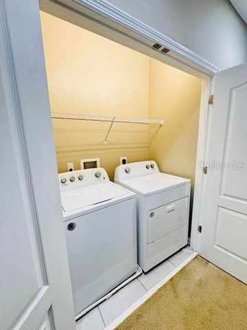 2832 WHITE ISLE LANE, Orlando, FL 32825