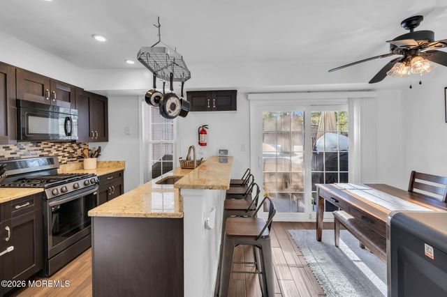 4 Duncan Way, Freehold, NJ 07728