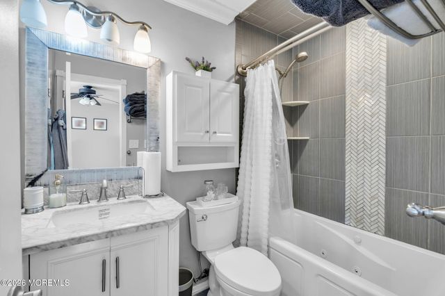 4 Duncan Way, Freehold, NJ 07728