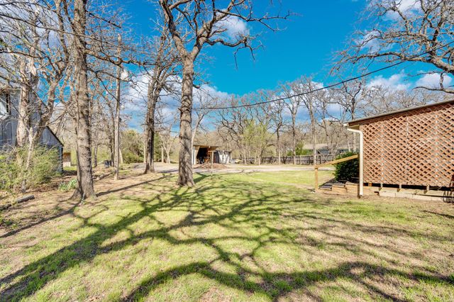 5805 Rendon Estates Road, Mansfield, TX 76063