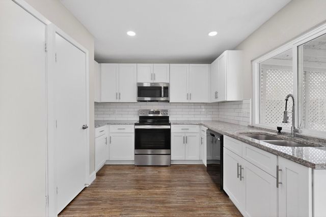 3500 Shorecrest Drive, Plano, TX 75074