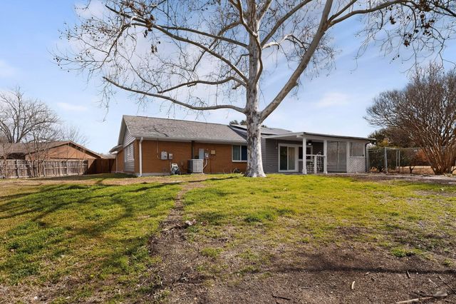 3500 Shorecrest Drive, Plano, TX 75074