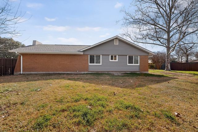 3500 Shorecrest Drive, Plano, TX 75074