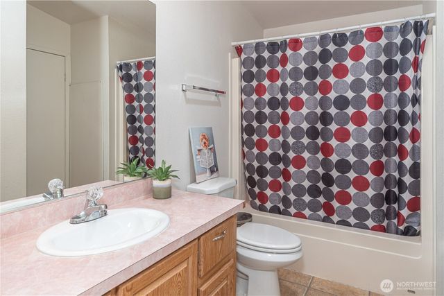 986 Mahogany Ln, Silverdale, WA 98383