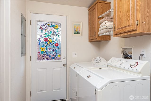 986 Mahogany Ln, Silverdale, WA 98383