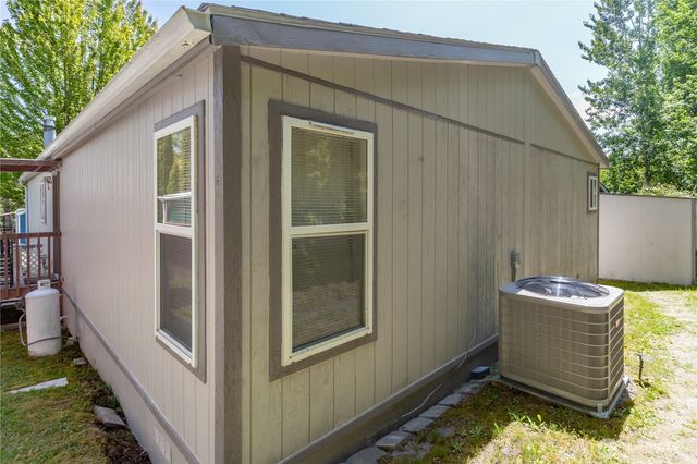 986 Mahogany Ln, Silverdale, WA 98383
