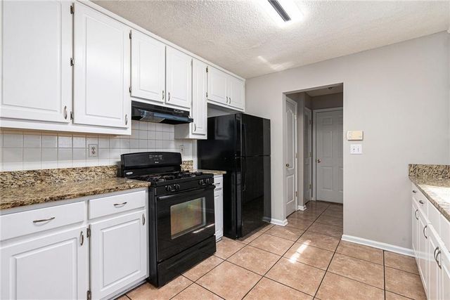 10959 Thrasher Road, Hampton, GA 30228