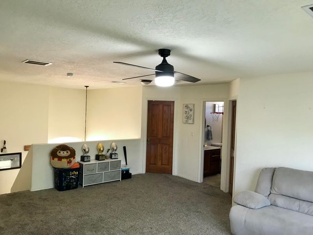 7405 Kingfisher Court NW, Albuquerque, NM 87114