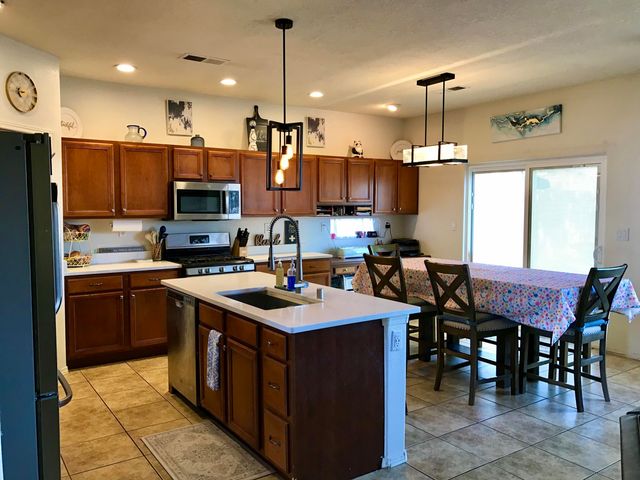 7405 Kingfisher Court NW, Albuquerque, NM 87114