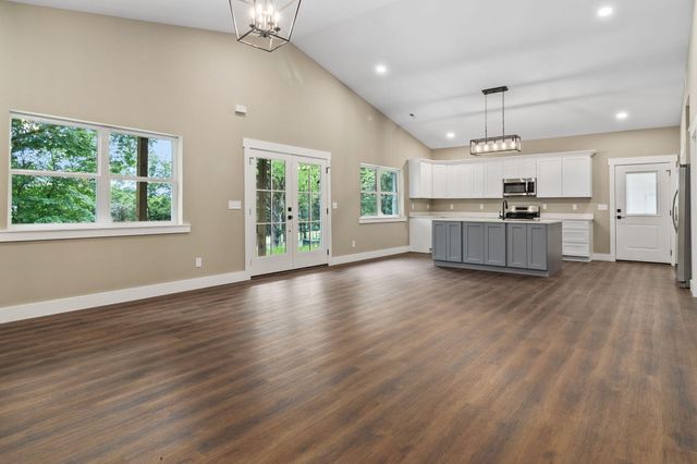 743 Lead Mine Valley Road SW, Cleveland, TN 37311