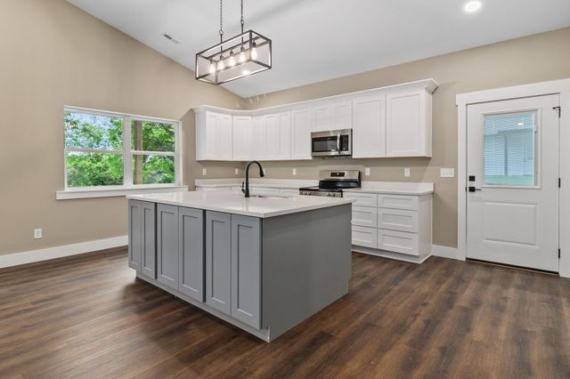743 Lead Mine Valley Road SW, Cleveland, TN 37311