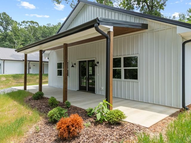 743 Lead Mine Valley Road SW, Cleveland, TN 37311