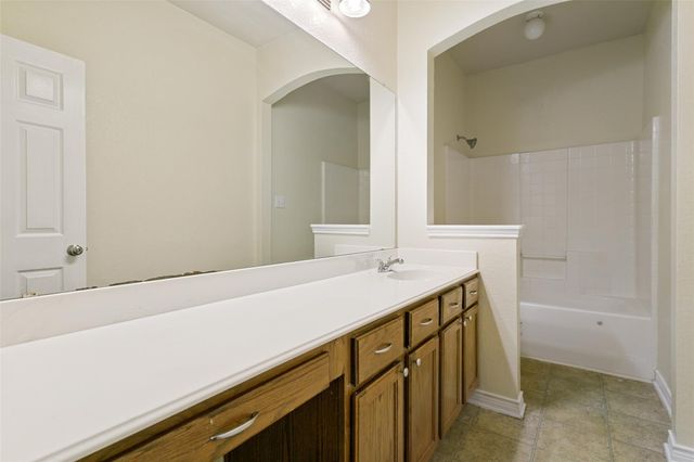 908 Dogwood Drive, Burleson, TX 76028