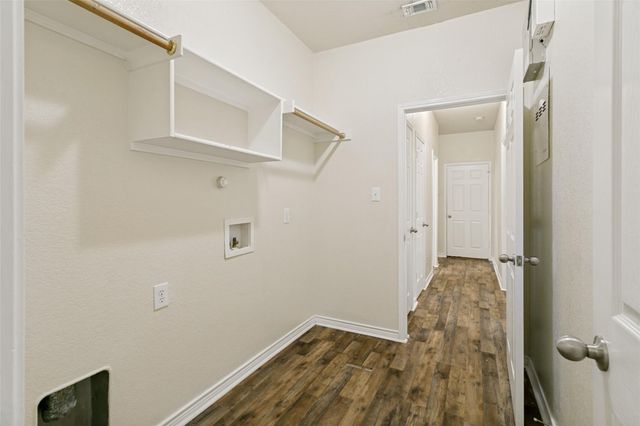908 Dogwood Drive, Burleson, TX 76028