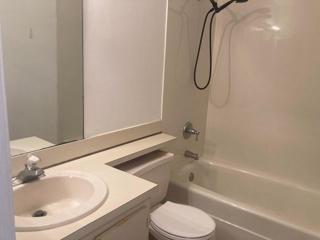 6495 SE Chasewood Drive E, Jupiter, FL 33458