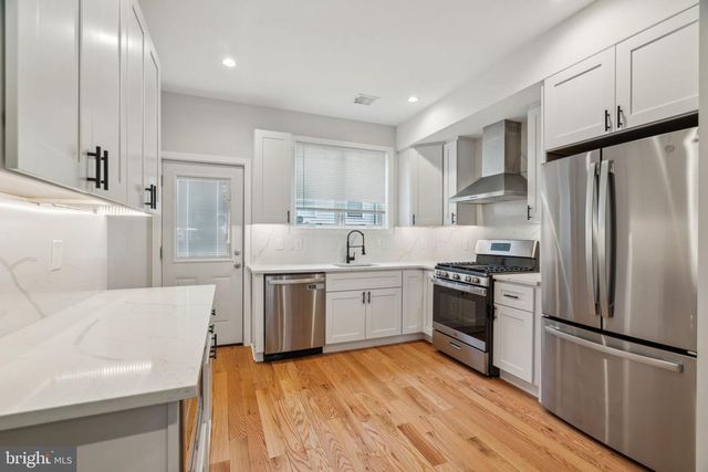 2507 INGERSOLL ST, Philadelphia, PA 19121