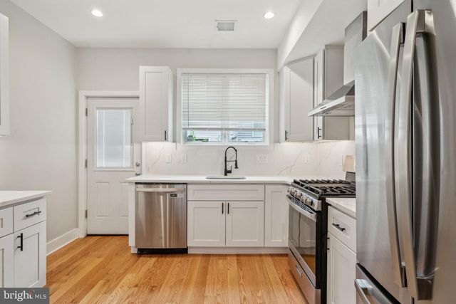 2507 INGERSOLL ST, Philadelphia, PA 19121