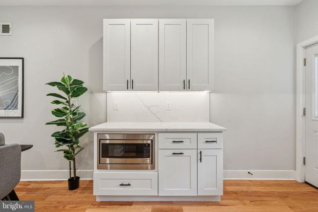 2507 INGERSOLL ST, Philadelphia, PA 19121