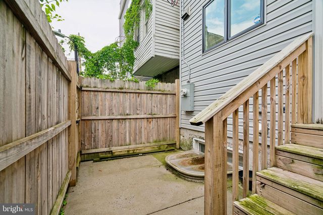 2507 INGERSOLL ST, Philadelphia, PA 19121