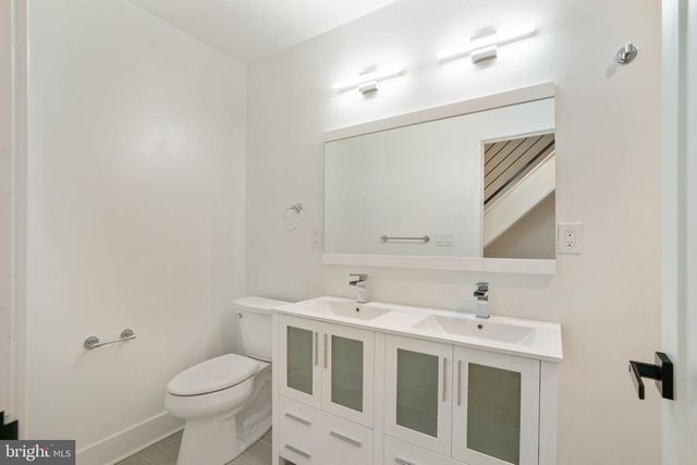 2507 INGERSOLL ST, Philadelphia, PA 19121