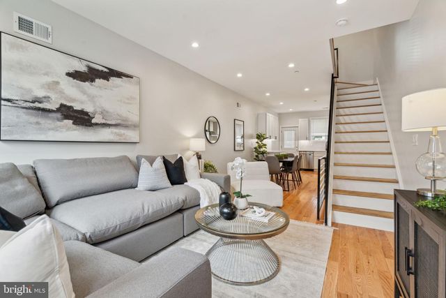 2507 INGERSOLL ST, Philadelphia, PA 19121