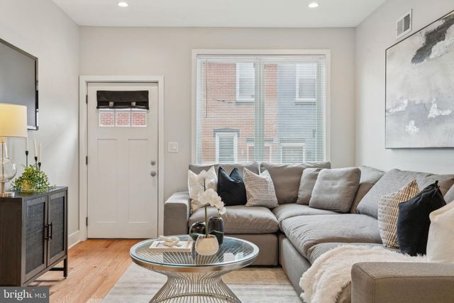 2507 INGERSOLL ST, Philadelphia, PA 19121