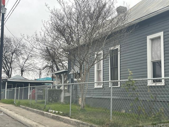 1721 MONTEREY ST, San Antonio, TX 78207