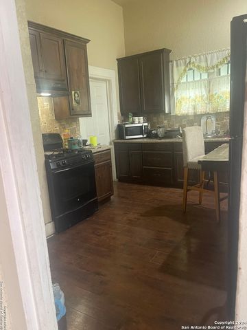 1721 MONTEREY ST, San Antonio, TX 78207